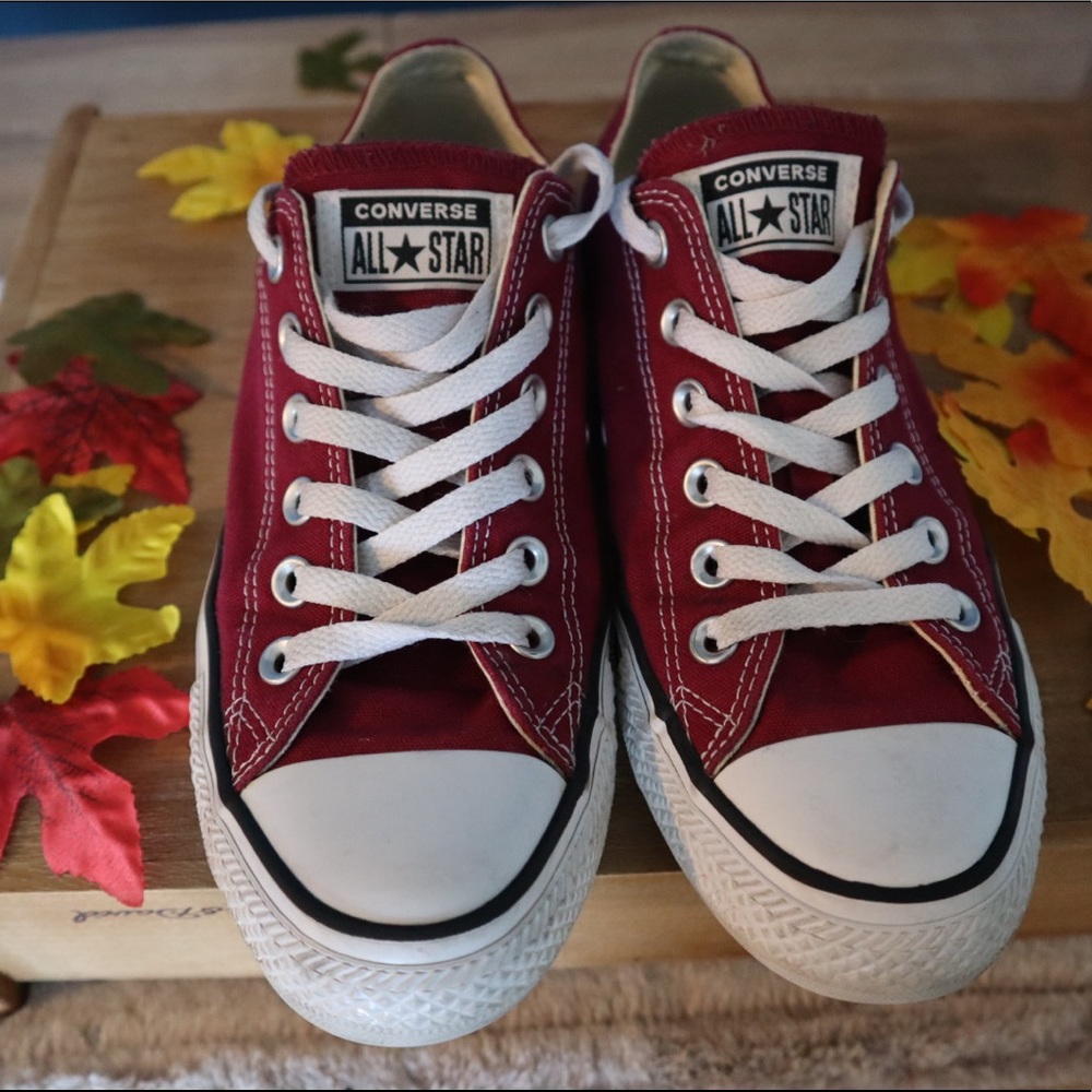 Low Top Burgundy Converse